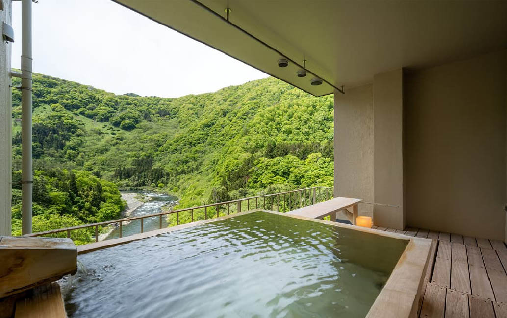 Twin room with an open-air bath