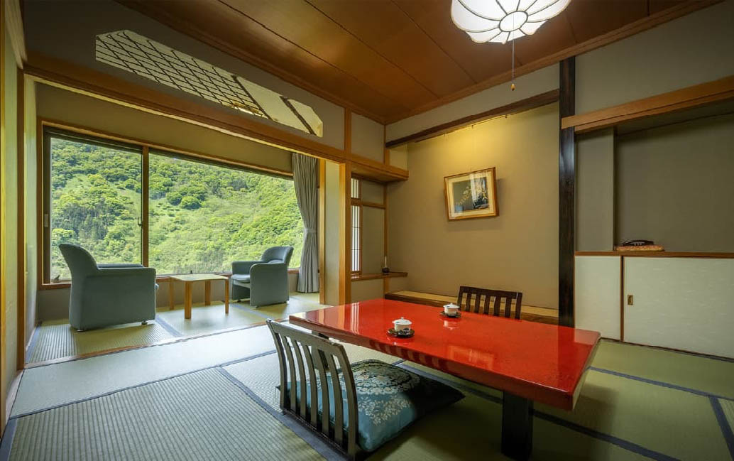 Japanese room with a stream view